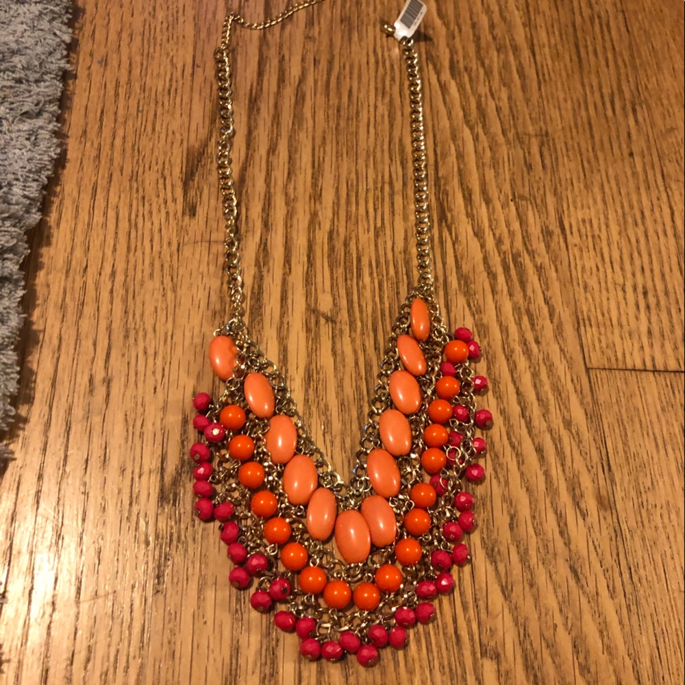 Bib necklace